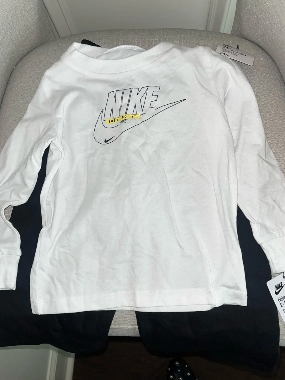 Nike White Long Sleeve Tee with Black and Yellow Logo - Picture 2 of 7